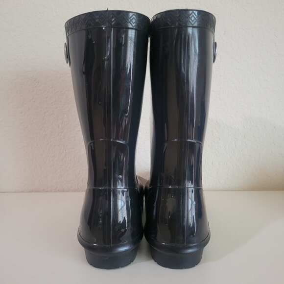 UGG Australia Women's Shaye Rain Boots size 9 shiny COTTAGECORE mid calf - Picture 2 of 9
